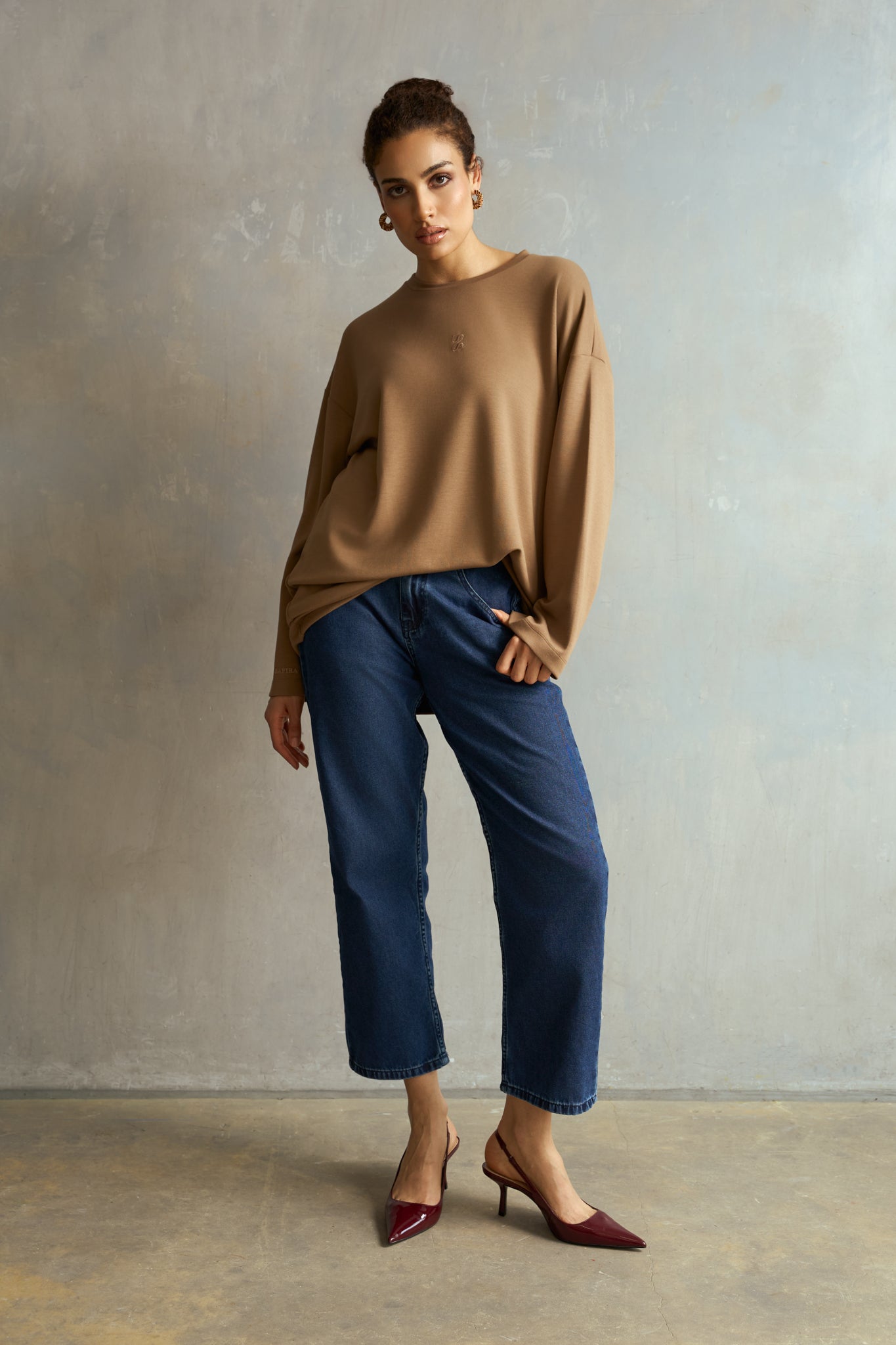 Oversized long sleeve nude